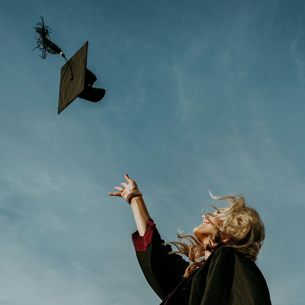 19 Encouraging Bible Verses for Graduates Starting a New Season 